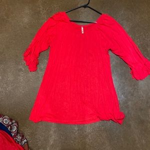 3/4 length sleeve shirt